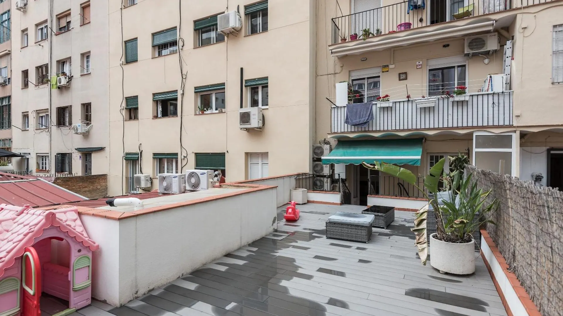Eixample 3Bd Apartment With Private Terrace Barcelona 0*,  Španělsko